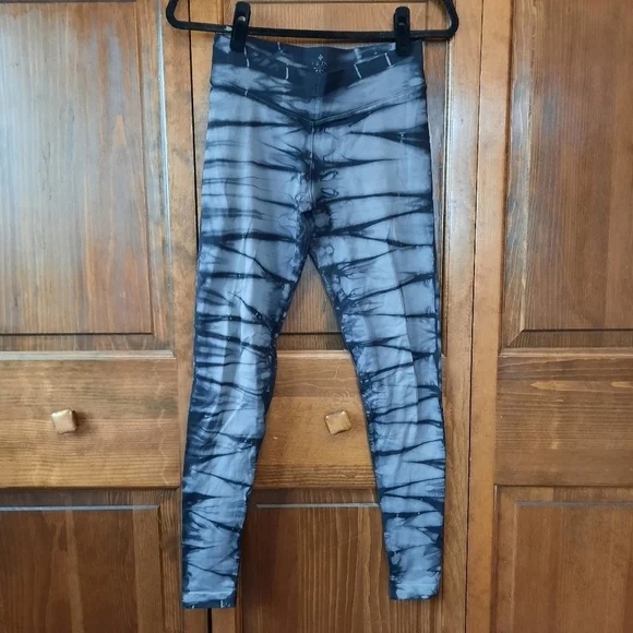 Nux black gray tie dye full length activewear workout yoga leggings - Picture 2 of 10